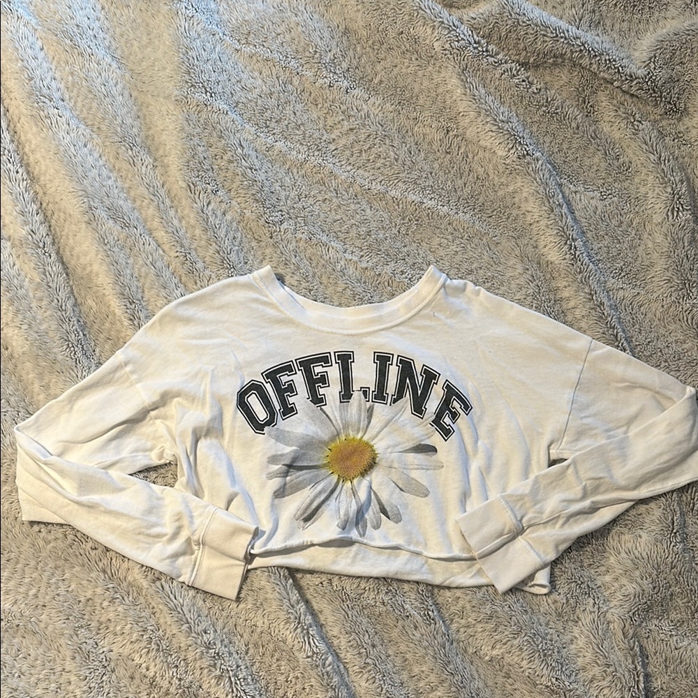 Aerie White Long Sleeve Tee with Daisy Print